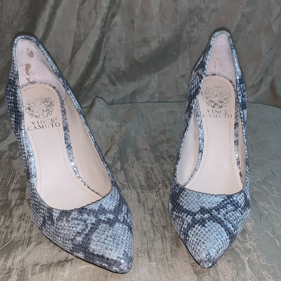 Vince Camuto python heels - Picture 7 of 8